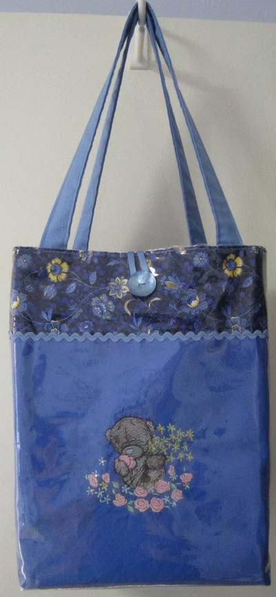 Tote bag with Teddy Bear machine embroidery design